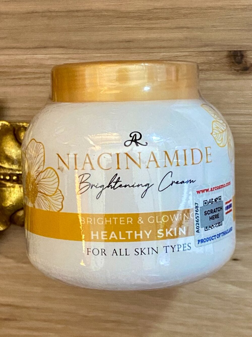 AR Niacinamide Brightening Cream Vitamin B3 & Glutathione 200g